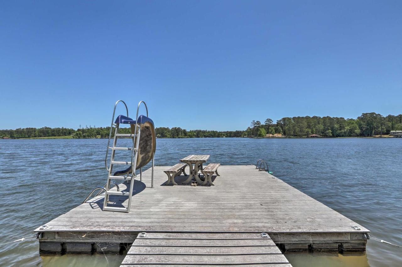 House With Dock And Slide Situated On Lake Sinclair! Sparta Экстерьер фото
