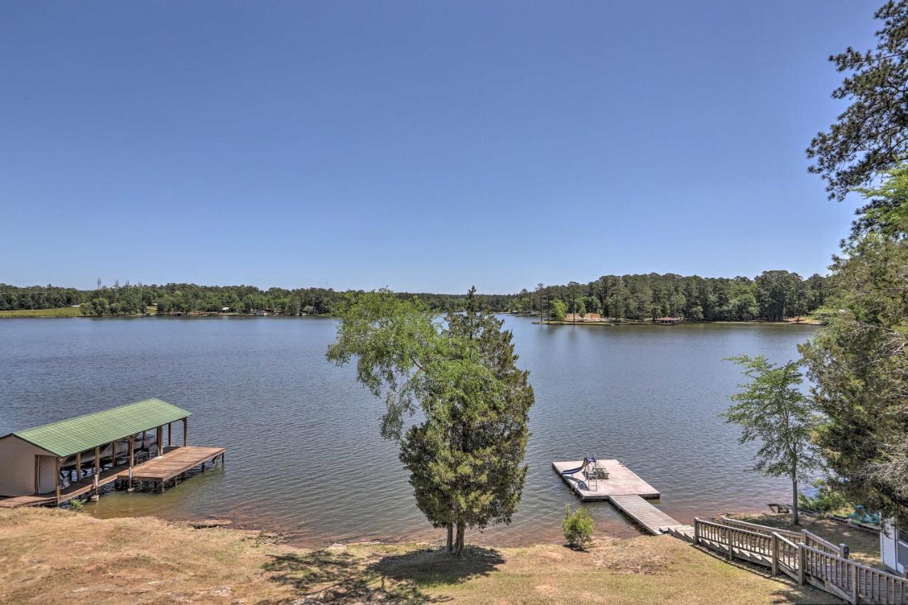 House With Dock And Slide Situated On Lake Sinclair! Sparta Экстерьер фото